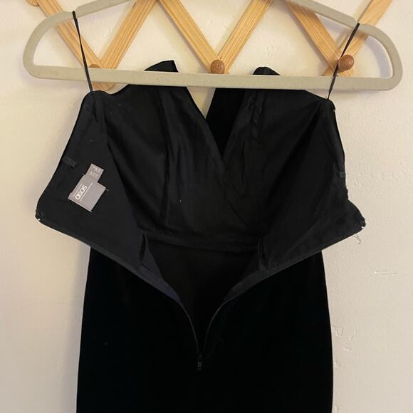 ASOS Dress Women's 2 Black Night Velvet Asymmetric Bandeau Neck Mini Lined Zip - Picture 8 of 11